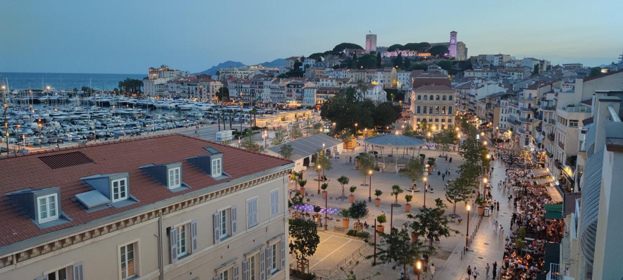 O Festival Palace, Terrace With Panoramic Sea View Cannes Exteriér fotografie